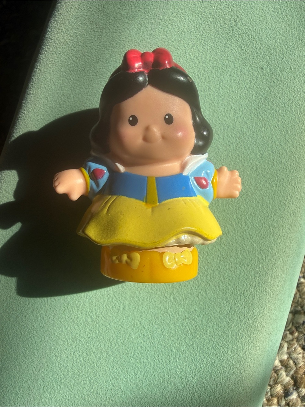 Fisher-Price Snow White Little People Figure
